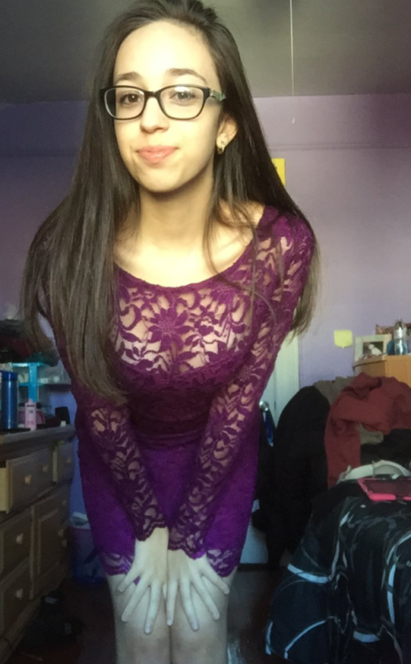 keanuching: Her name’s Shelby she’s my cousins gf I just met her the other week when my friends and 