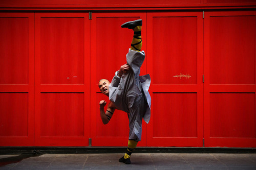 taichiclothinguniforms:  Shaolin Kung Fu is walking towards the world.If you are