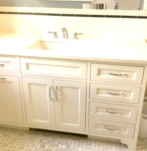 Boston BathroomMid-sized Transitional Kids' Porcelain Tile And Beige Floor Bathroom Photo With Furniture-like