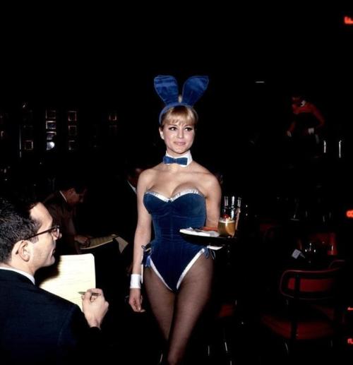 Porn photo Gloria Steinem went undercover at the Playboy