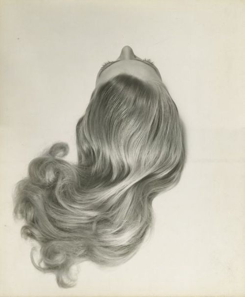 fawnvelveteen:Leslie Gill - Head of woman, 1950