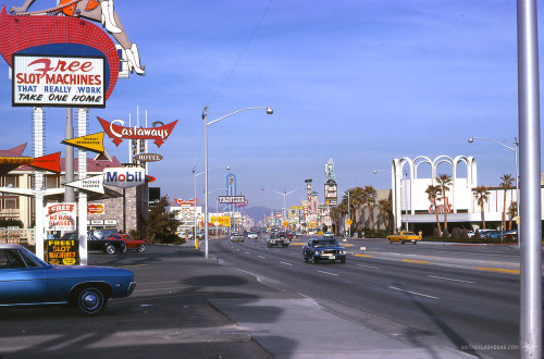 Porn vintagelasvegas:  Las Vegas Strip, January photos