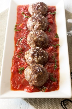 foodffs:  Three Cheese Stuffed Meatballs with Tomato Basil SauceReally nice recipes. Every hour.Show me what you cooked!