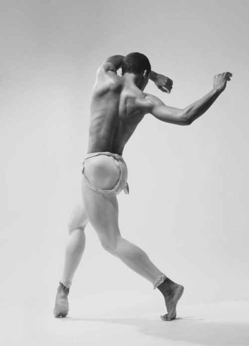 pas-de-duhhh:Dancer Harper WattersPhotographer Gerardo Vizmanos