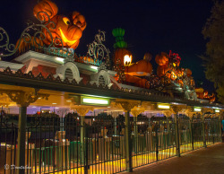 Chef-Mickeys:   	Disneyland Halloween Entrance Side Shot By Dominick Tabon     