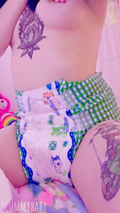 scummybaby:  my first time wearing little pawz! 💙🐾 i was impatient waiting for Senpai to get home so i diapered myself and was kinda messy with the tapes 🙈  diapie from @wearingclouds 🍼☁️  (do not delete my caption / 18+ only)