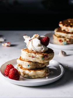 sweetoothgirl:    Fruity Pebble Pancake   