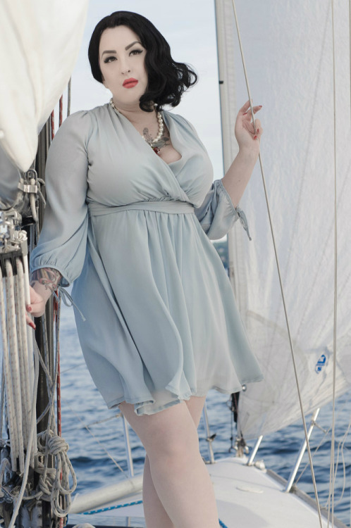 Porn Pics kerosenedeluxe:  More from my sailboat shoot!