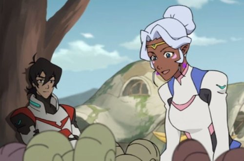 witchy-writes: Gee, Allura! How come your mom lets you have two half—galra boyfriends?