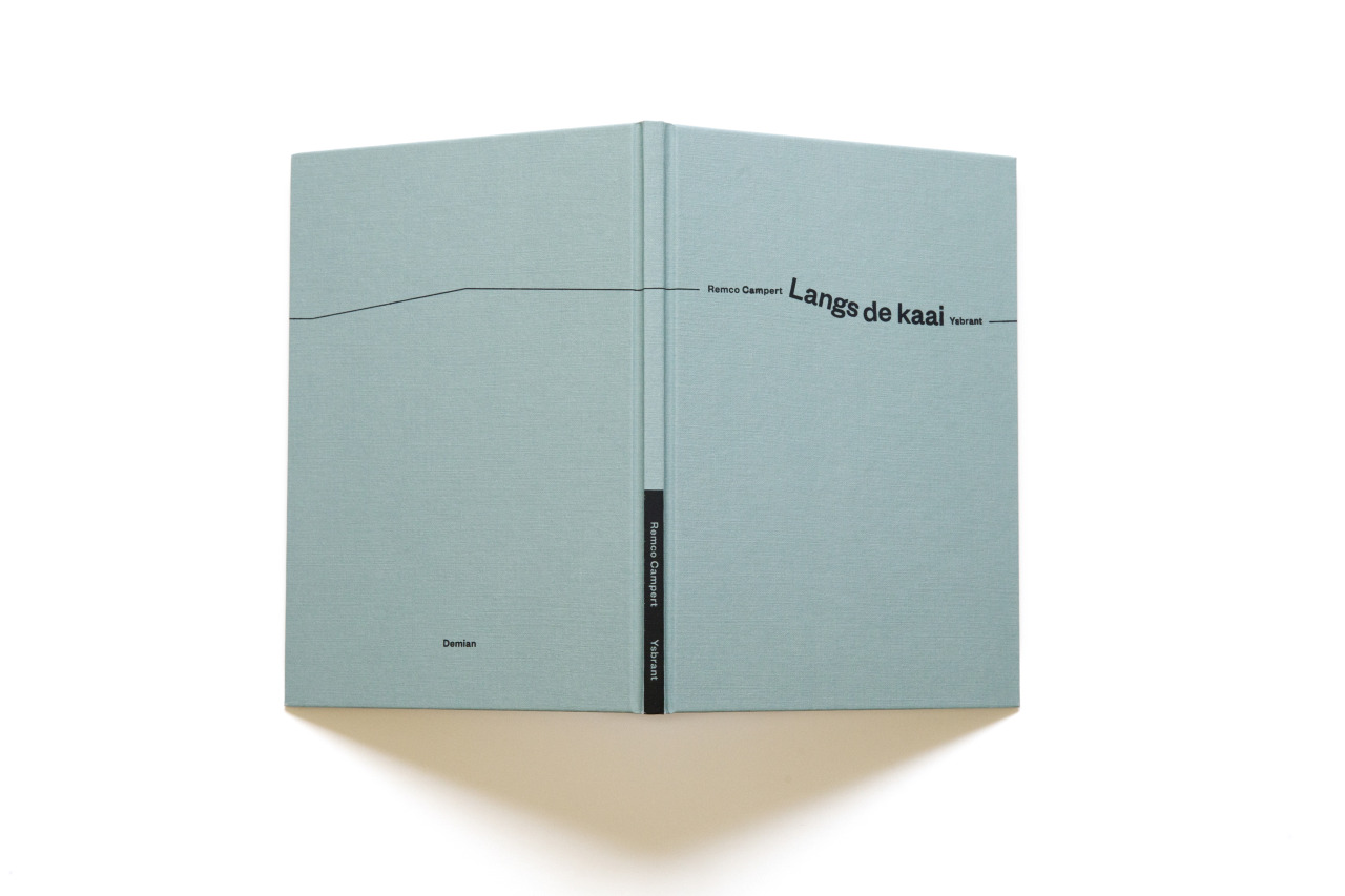 Remco Campert / Ysbrant. Langs de kaai. Published by Demian