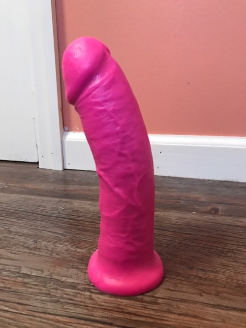 New toy, it was ver arousing buying this today along with a bunch of panties all the guys prob wanted to fuck me. To bad they didn’t approach me and ask me to try on my panties for them.