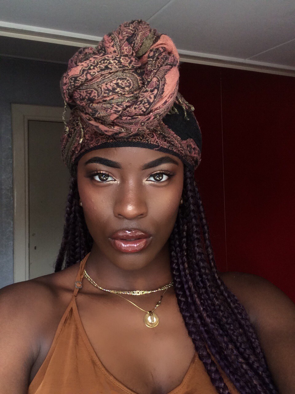 sweetvioletz:  I LOVE MY SKIN 🍫👸🏾🌞🍯