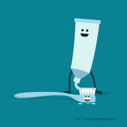 numberonestarlightbeliever:  omghotmemes:Remember to brush your teeth! LOOOOOL