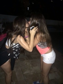 vacilou ela puxa o gatilho