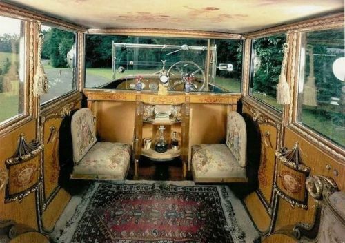 vintageeveryday:See inside a 1926 Rolls-Royce Phantom, the most expensive Rolls-Royce ever made.