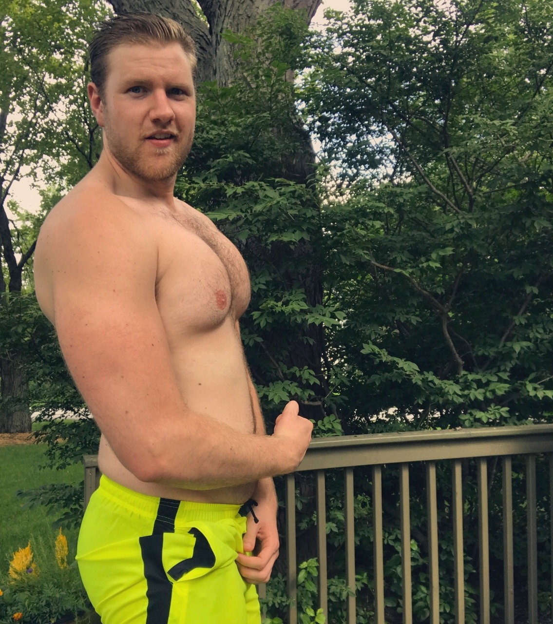 oddinvention:  Some casual body progress shots for y'all belly lovers