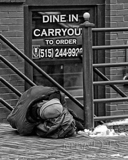 &ldquo;Hunger Can&rsquo;t Wait&rdquo; Captured in downtown Des Moines IA