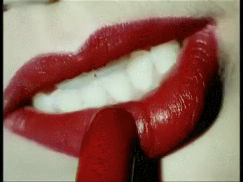 vodka-love-drugs: Enter my world just click here♡