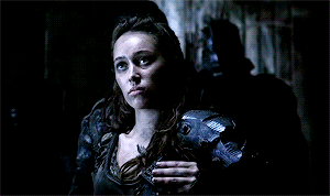 onlyalyciacarey:Lexa Appreciation Week:↳ Day 1: The moment you fell in love with Lexa.“She is just a