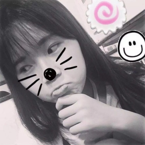 nonogook: asianslavegir1-blog: gangbangdpp: 学舞蹈的女友 天生就是一个骚货 放学后告诉我要去买衣服吃饭 和朋友聚会 谁知道是跟学长出去开房 晚上回家后把照片