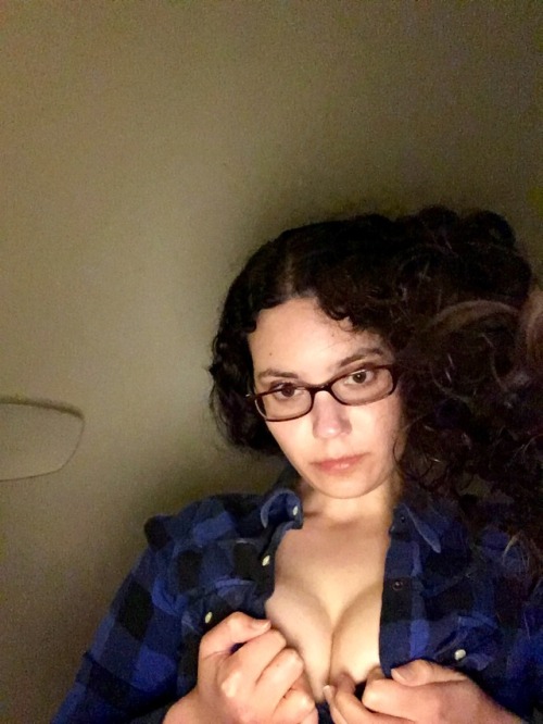 zombieretrogal:No bra under this shirt!