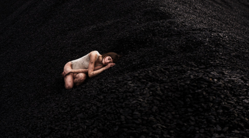 PHOTOGRAPHY: Laura ZalengaA selection of works from Munich, Germany-based fine art and portrait phot
