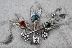 tentacles-and-stardust:  sowhatilied:  wwhatevver-ampora:  steampunk-street:  KEYPERS COVE  need all of these.  I want one.  OMFG I WANT THESE! 