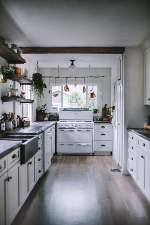 This Kitchen By Evakoskosmosflores @instagram Repost
