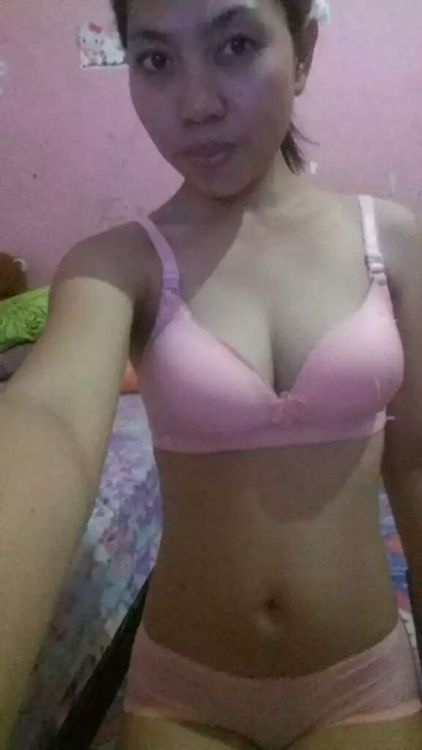 isterimutatapanku: zul4419: Complete version …..reblog milf yg malas