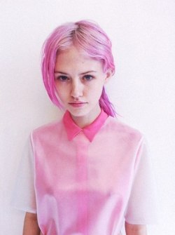 fvallinq:  follow me down the rabbit hole to pastel wonderland 