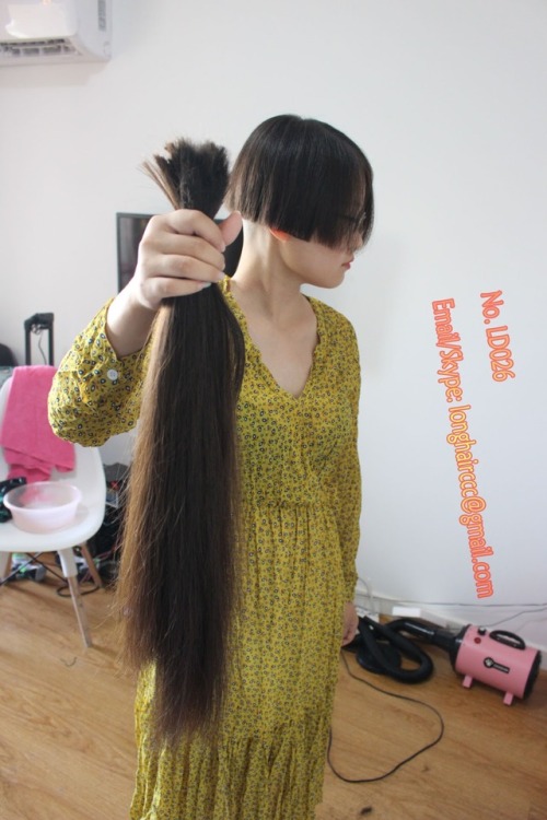 Ponytails for sale:https://longhair4sales.blogspot.com