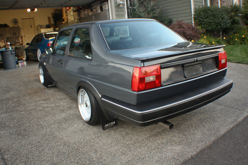 LOWLIFE Ind.