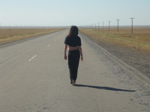 no-right-to-shoes: When you’re barefoot, every mile feels like five.