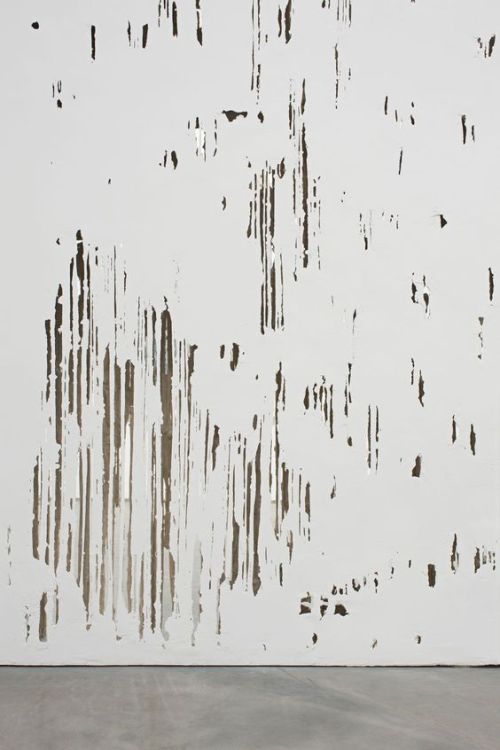 uvre:  Diana Al-Hadid