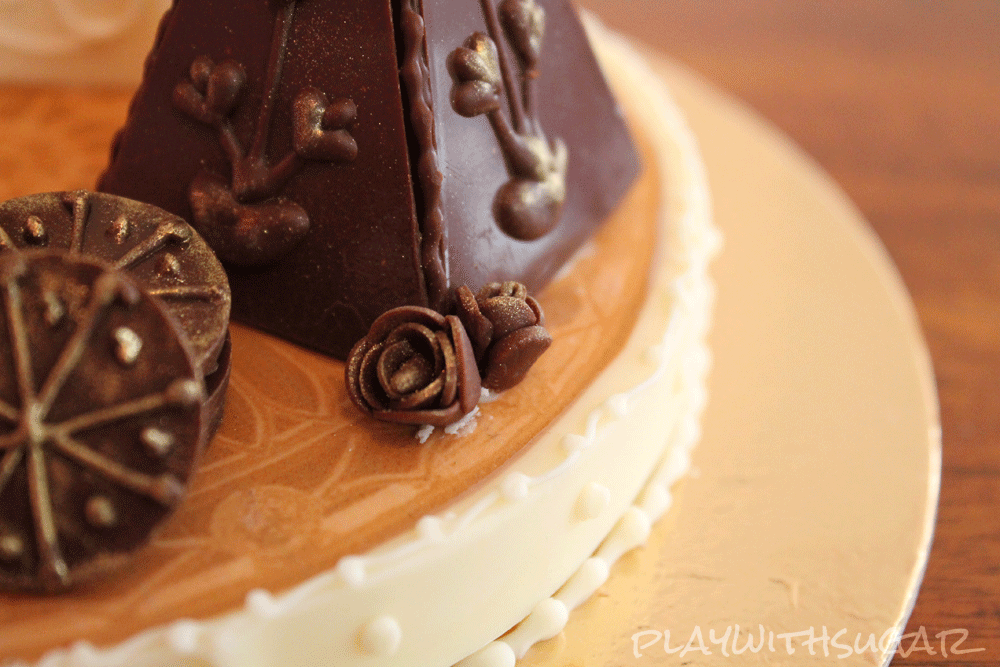 playwithdinos:  Chocolate amenity - Dragon Age ThemedEdible printer paper, lindt