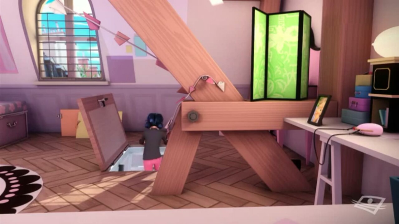 zelda-kingdom-hearts:  Marinette had a picture of Adrien before she even knew who