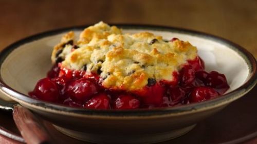 chronic-mastication-too:Gluten-Free Chocolate Chip Cherry Cobbler