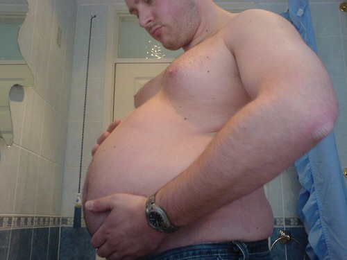 bellyhunks2:  Hot damn, get a load of this total pigged out exjock. Handsome face,