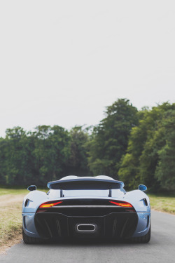 avenuesofinspiration:  Regera | Source © Kevin’s: Tumblr | IG | FlickrAOI