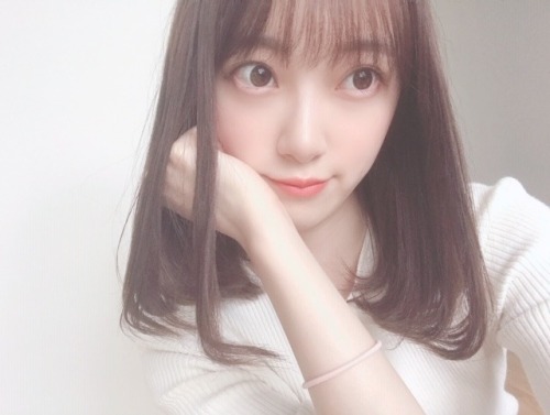 nnnnnn-nanasemaru—i-love-you:スリッパはもこもこがいいな | 乃木坂46 堀未央奈 公式ブログ