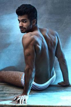 sexypakistaniactors:  Pakistani Model Salman Ali 