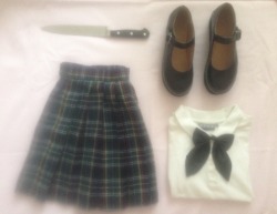 childoflamb:   schoolgirl essentials 