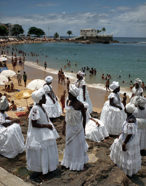global-musings:Candomble festival on the beachLocation: Salvador, BrazilPhotographer: Anne Menke&nbs