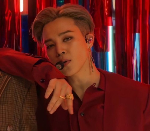Serving Some Filter Jimin Back On The Dash. You Deserve To Get FED.