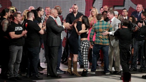 rawsmackdownnxtdivas: Brie,Daniel Bryan and the WWE Roster:Raw 2/8/16 Daniel Bryan’s retiremen