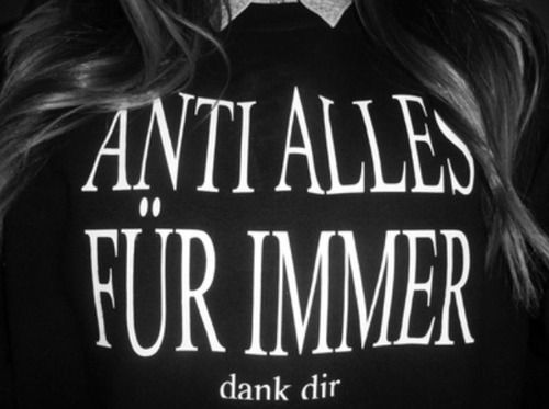Nur noch ehrliches Lügen unter gelogenem Lachen
