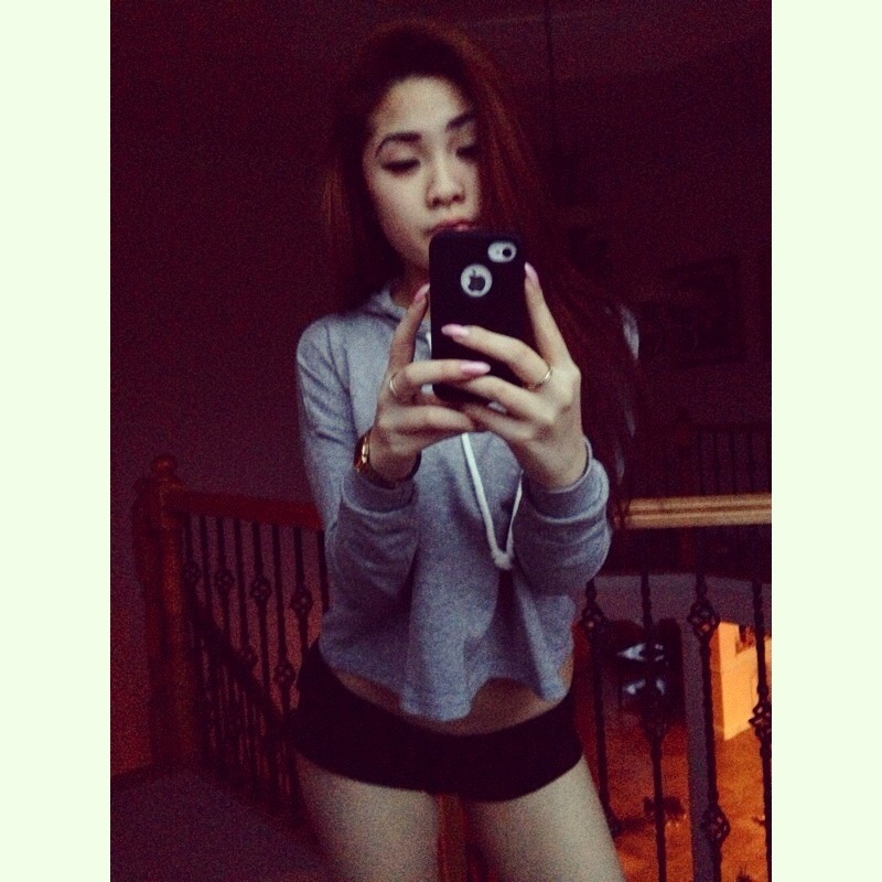 shesbombb:  IG: ayyelsay