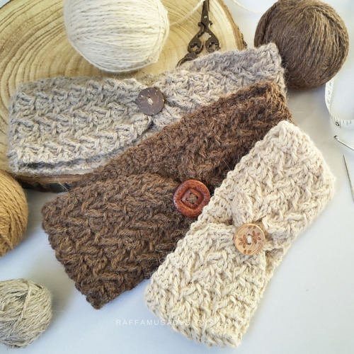 ericacrochets:Hygge Arrows Headband by Raffaella TassoniFree Crochet Pattern Here