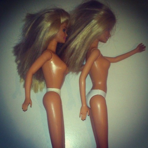Hey girl number 1, you look FAT! #barbie #doll #blonde #girls #fat #thin #pink #naked #dollporn #pla
