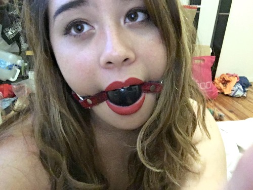 soysweetmilk:Me trying to decide if I like the look being gagged. Still haven’t come to a conclusion